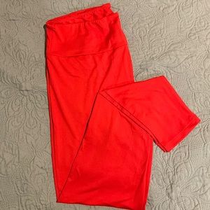 Lularoe TC Solid Color Leggings, Red - BNWOT